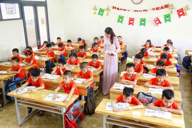 Hà Nội: 1.767 trường đạt chuẩn quốc gia, đạt tỷ lệ 62,2%- Ảnh 1. Hà Nội: 1.767 trường đạt chuẩn quốc gia, đạt tỷ lệ 62,2%- Ảnh 1.