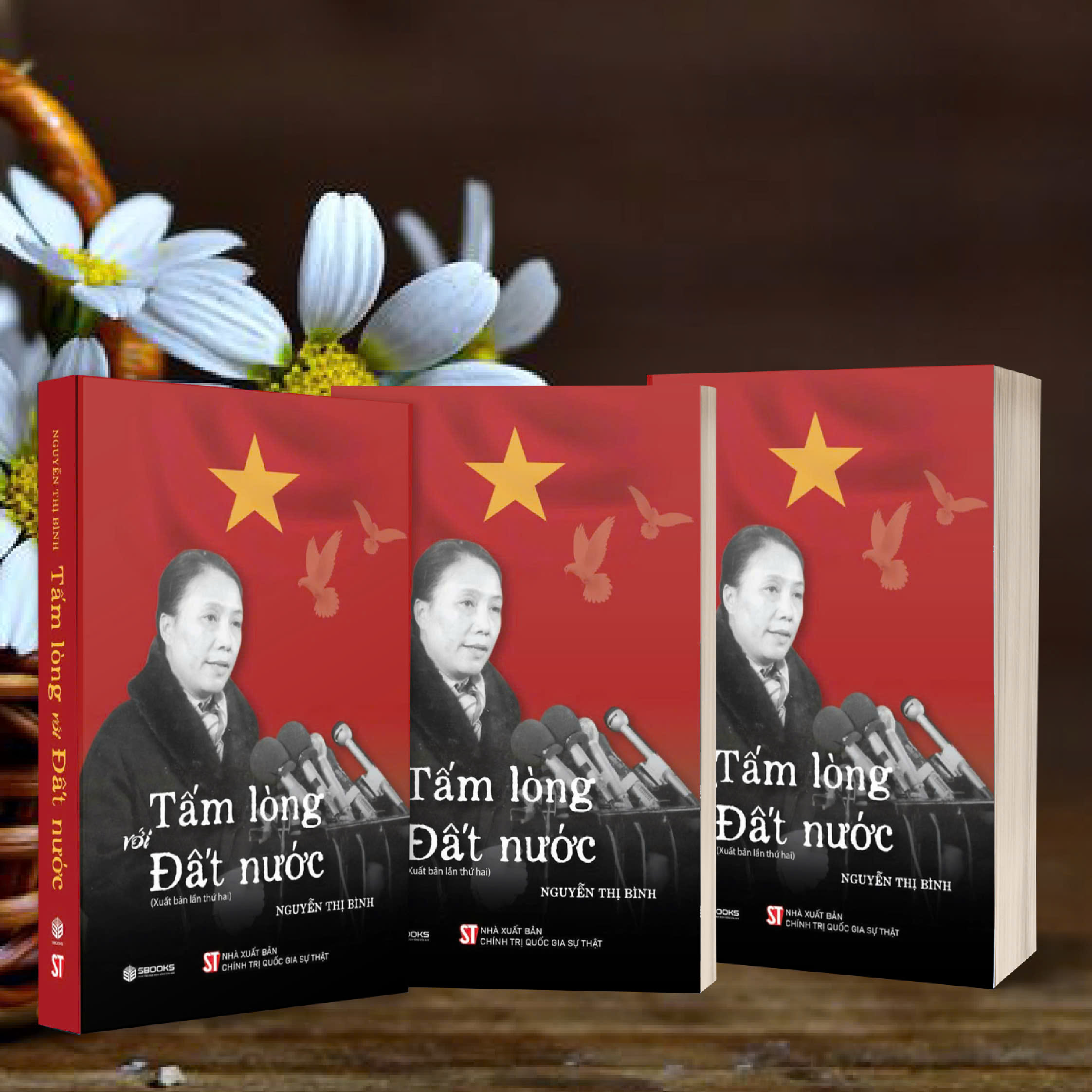“Tấm lòng với Đất nước” của bà Nguyễn Thị Bình- Ảnh 4. “Tấm lòng với Đất nước” của bà Nguyễn Thị Bình- Ảnh 4.