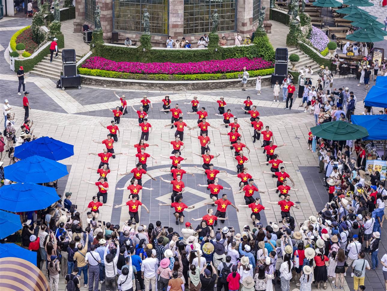 C:\Users\haht02\Desktop\BN 0209\Sun World Ba Na Hills (6).jpg