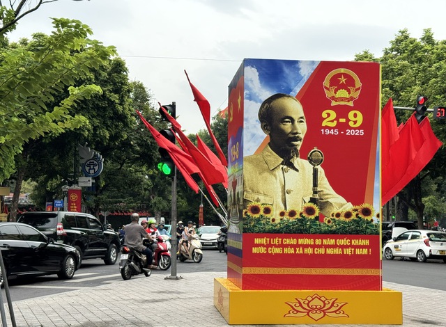 Hà Nội: Hướng tới Đại hội XVIII Đảng bộ TP và Đại hội XIV của Đảng- Ảnh 1. Hà Nội: Hướng tới Đại hội XVIII Đảng bộ TP và Đại hội XIV của Đảng- Ảnh 1.