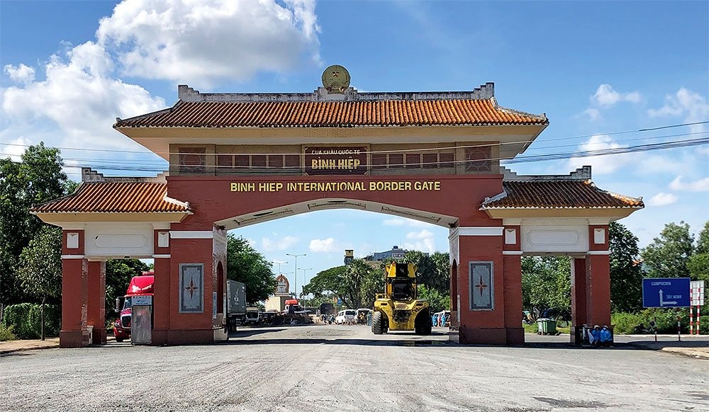Kiến Tường - “Viên ngọc thô” chờ ngày tỏa sáng tại trung tâm Đồng Tháp Mười- Ảnh 1. Kiến Tường - “Viên ngọc thô” chờ ngày tỏa sáng tại trung tâm Đồng Tháp Mười- Ảnh 1.