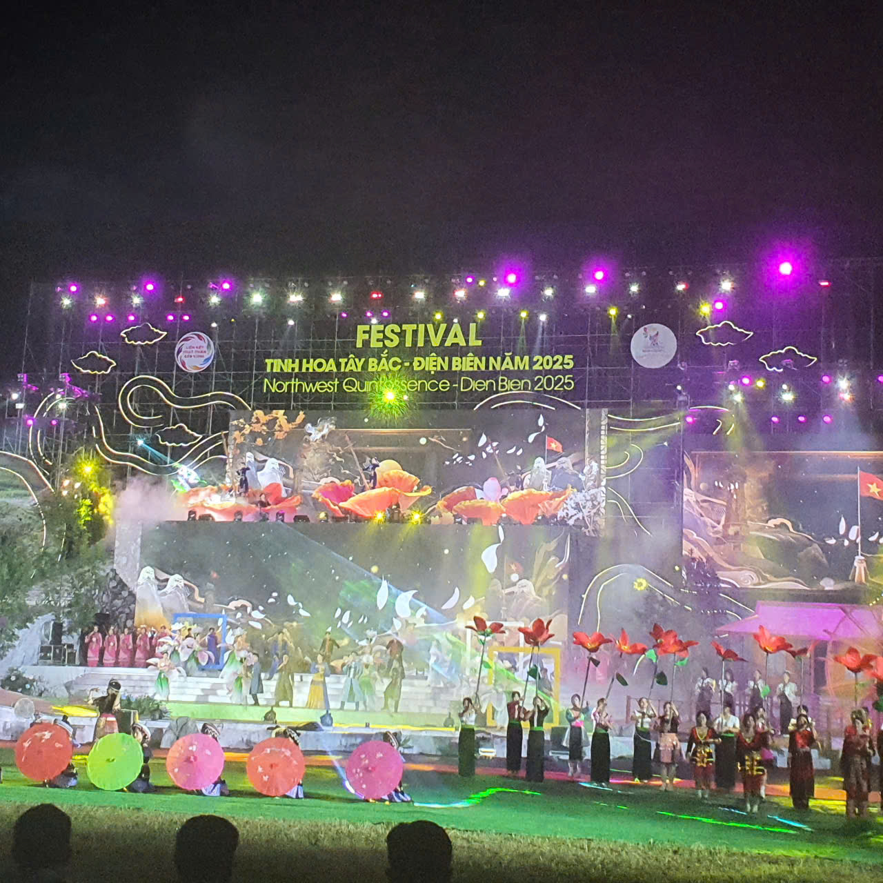 Khai mạc Festival Tinh hoa Tây Bắc - Điện Biên năm 2025- Ảnh 3. Khai mạc Festival Tinh hoa Tây Bắc - Điện Biên năm 2025- Ảnh 3.