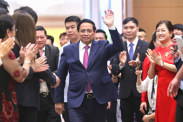 Gặp Thủ tướng, doanh nghiệp "Make in Vietnam" chia sẻ bí quyết "về một Việt Nam mới hùng cường"- Ảnh 1. Gặp Thủ tướng, doanh nghiệp "Make in Vietnam" chia sẻ bí quyết "về một Việt Nam mới hùng cường"- Ảnh 1.