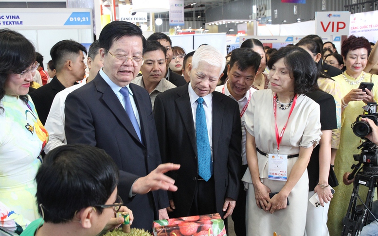Chuyển đổi số và chuyển đổi xanh: 'Chìa khóa vàng' phát triển du lịch bền vững- Ảnh 5. Chuyển đổi số và chuyển đổi xanh: 'Chìa khóa vàng' phát triển du lịch bền vững- Ảnh 5.