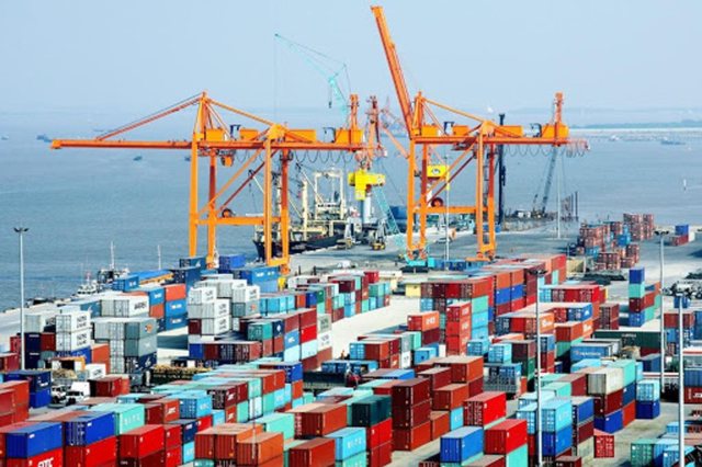 8 tháng, kim ngạch xuất nhập khẩu đạt gần 598 tỷ USD- Ảnh 1. 8 tháng, kim ngạch xuất nhập khẩu đạt gần 598 tỷ USD- Ảnh 1.
