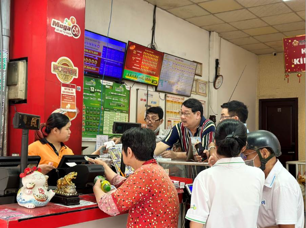 Loại xổ số duy nhất Việt Nam không trúng độc đắc vẫn được chia tiền độc đắc: Đã có người được 3,2 tỷ- Ảnh 1. Loại xổ số duy nhất Việt Nam không trúng độc đắc vẫn được chia tiền độc đắc: Đã có người được 3,2 tỷ- Ảnh 1.