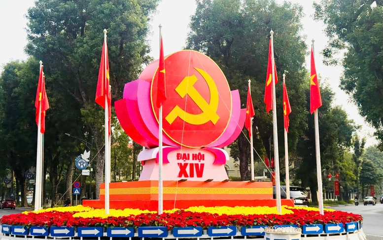 Bồi đắp niềm tin và khát vọng phát triển đất nước phồn vinh, văn minh, hạnh phúc- Ảnh 4. Bồi đắp niềm tin và khát vọng phát triển đất nước phồn vinh, văn minh, hạnh phúc- Ảnh 4.