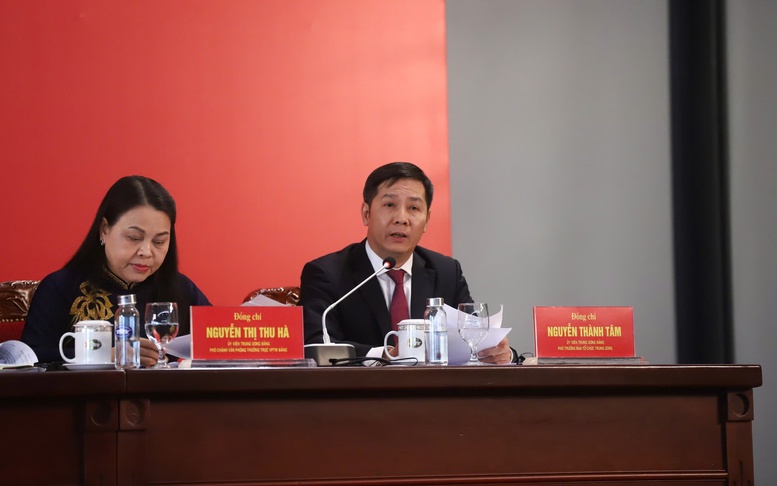 Đại biểu dự Đại hội Đảng lần thứ XIV vào Lăng viếng Chủ tịch Hồ Chí Minh- Ảnh 17.