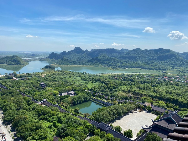 Du lịch Ninh Bình thu hơn 21.000 tỷ đồng năm 2025- Ảnh 1. Du lịch Ninh Bình thu hơn 21.000 tỷ đồng năm 2025- Ảnh 1.