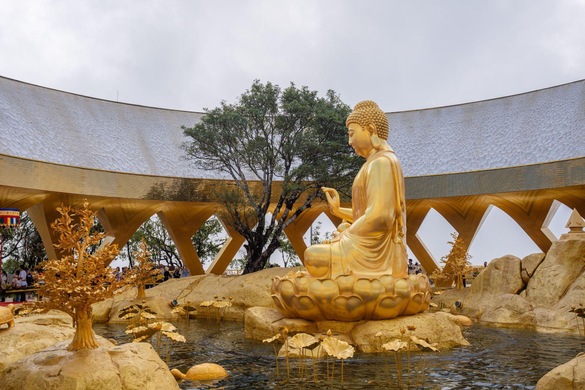 Lên núi Bà Đen “xuyên không” từ quá khứ, hiện tại đến tương lai- Ảnh 1. Lên núi Bà Đen “xuyên không” từ quá khứ, hiện tại đến tương lai- Ảnh 1.