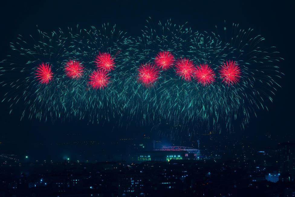 Từ Phú Quốc, Đà Nẵng, Sun Group mang cả bầu trời pháo hoa đỉnh cao ra Thủ đô- Ảnh 14.