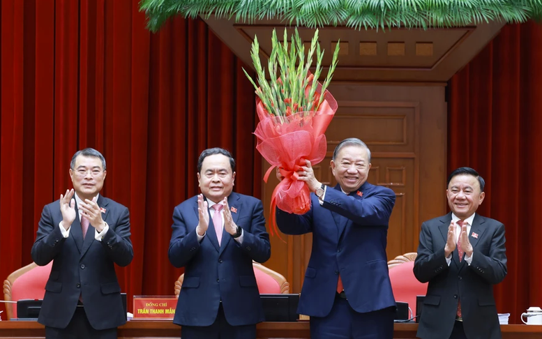 Diễn văn của Tổng Bí thư Tô Lâm tại phiên bế mạc Đại hội đại biểu toàn quốc lần thứ XIV của Đảng Cộng sản Việt Nam- Ảnh 11.