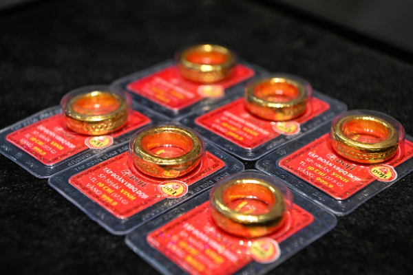 Giá vàng hôm nay 27/1: Duy trì mức lịch sử 177 triệu đồng/lượng- Ảnh 1.