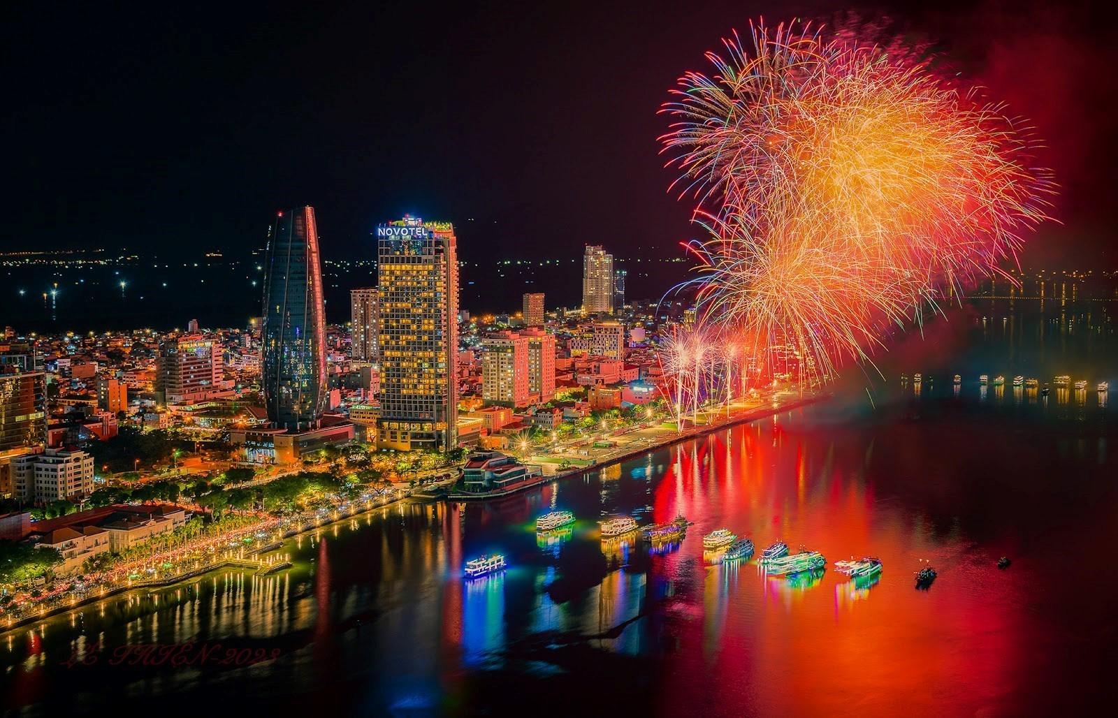 Từ “đảo pháo hoa” 365 ngày, “thành phố pháo hoa” không ngủ đến đại nhạc hội pháo hoa tại Hà Nội và dấu ấn Sun Group- Ảnh 4.