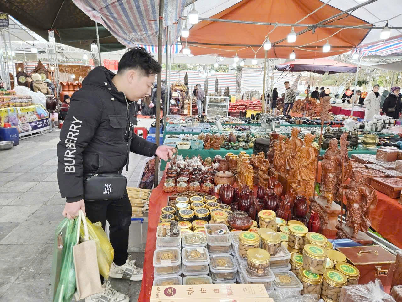 Hội chợ Xúc tiến thương mại và Sản phẩm OCOP tỉnh Hưng Yên 2026- Ảnh 4. Hội chợ Xúc tiến thương mại và Sản phẩm OCOP tỉnh Hưng Yên 2026- Ảnh 4.