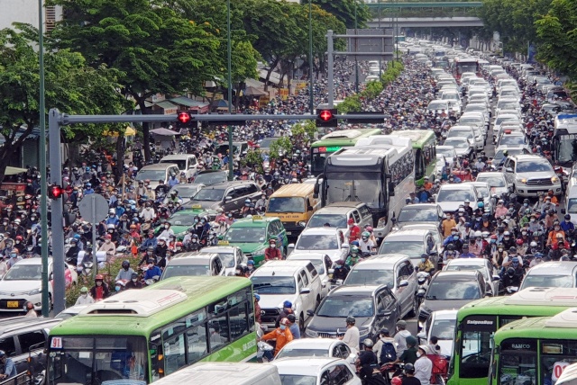 TP.HCM: Lộ trình xử lý 28 điểm có nguy cơ ùn tắc- Ảnh 1.
