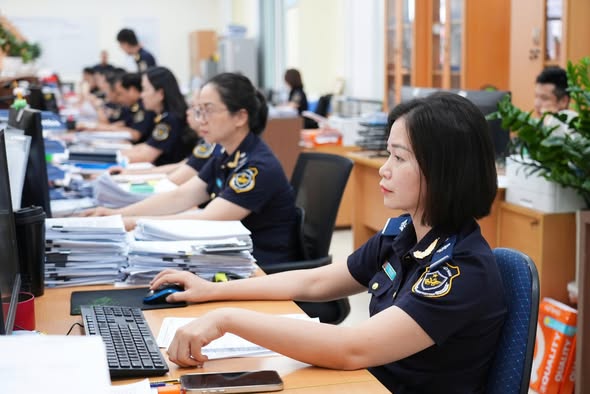 Từ ngày 1/1/2027, doanh nghiệp chưa làm sạch dữ liệu hải quan sẽ bị khóa tài khoản- Ảnh 1.