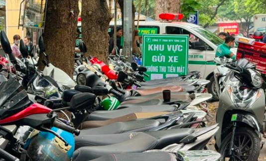 Hà Nội triển khai miễn phí một số điểm gửi xe phục vụ người dân dịp Tết Nguyên đán- Ảnh 1.