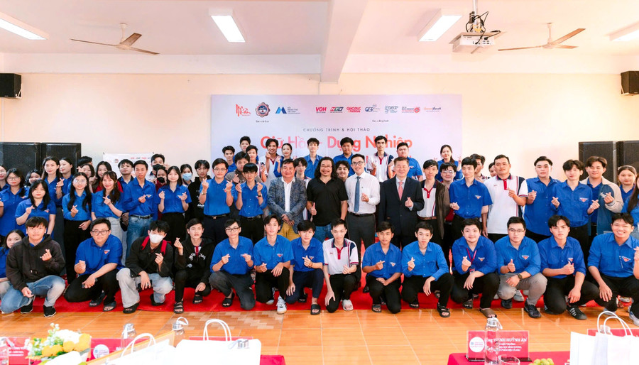 "Giữ hồn - Dựng nghiệp" - nhân hiệu số trong kỷ nguyên AI- Ảnh 8.