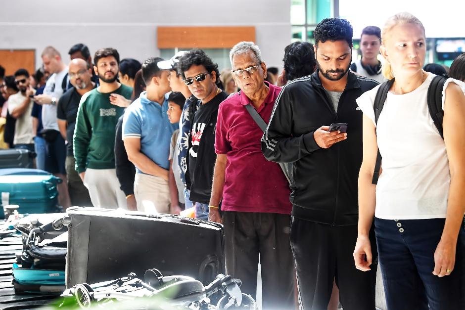 Đón lượng khách kỷ lục, Cảng hàng không quốc Phú Quốc vượt tiêu chuẩn dịch vụ- Ảnh 1.