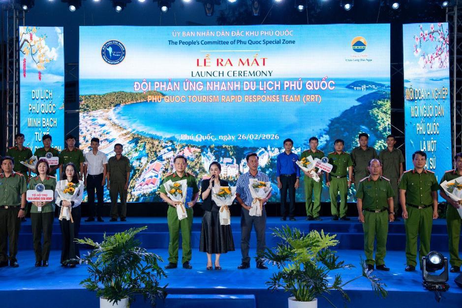Phú Quốc lập đội phản ứng nhanh Du lịch, bảo vệ hình ảnh đảo Ngọc- Ảnh 1. Phú Quốc lập đội phản ứng nhanh Du lịch, bảo vệ hình ảnh đảo Ngọc- Ảnh 1.