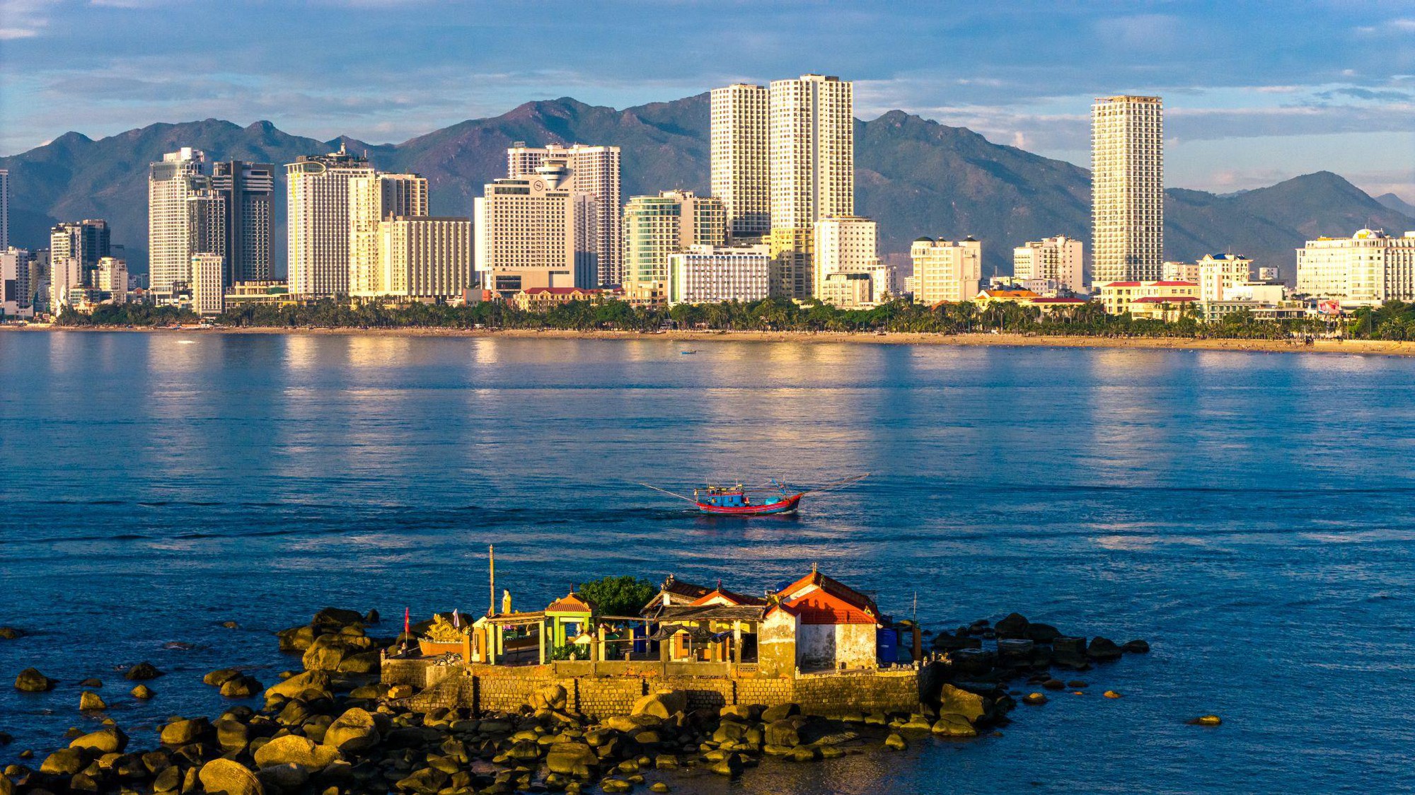 Ba yếu tố khiến Nam Nha Trang bước vào “vùng hấp dẫn” của dòng vốn- Ảnh 1.