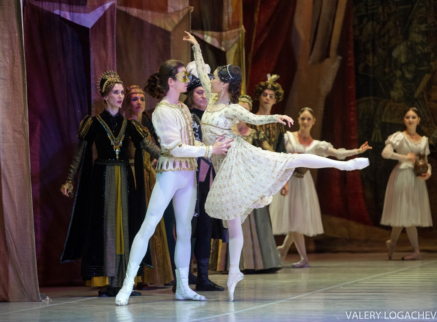 Vẻ đẹp ballet Nga khơi gợi những rung cảm từ chiều sâu tâm hồn- Ảnh 2.