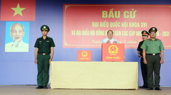 Gần 1,8 triệu cử tri tỉnh Cà Mau đi bầu cử- Ảnh 1. Gần 1,8 triệu cử tri tỉnh Cà Mau đi bầu cử- Ảnh 1.