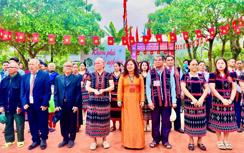 Hơn 93% cử tri cả nước đã đi bầu cử, 5 tỉnh đạt tỉ lệ gần tuyệt đối- Ảnh 9. Hơn 93% cử tri cả nước đã đi bầu cử, 5 tỉnh đạt tỉ lệ gần tuyệt đối- Ảnh 9.