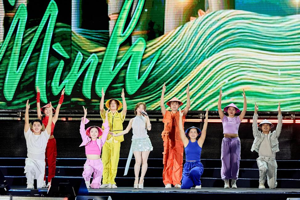 Gần 2.500 “chiến binh” sales sẵn sàng chinh phục thị trường cùng Blanca City- Ảnh 2. Gần 2.500 “chiến binh” sales sẵn sàng chinh phục thị trường cùng Blanca City- Ảnh 2.