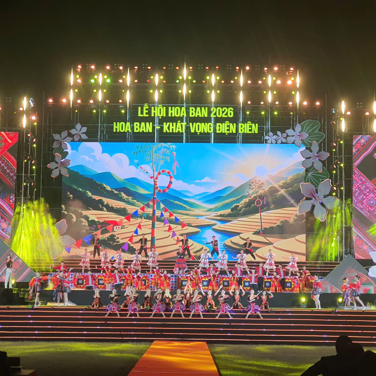 Khai mạc Lễ hội hoa Ban năm 2026 với chủ đề “Hoa Ban - Khát vọng Điện Biên”- Ảnh 4.