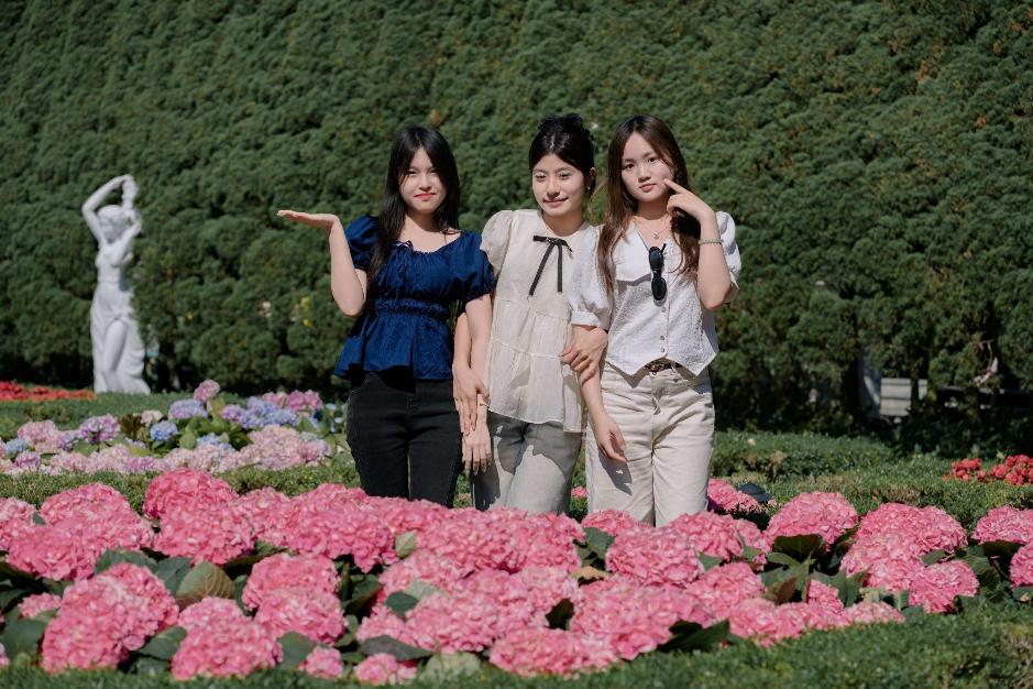 Điểm danh những tọa độ giải trí hấp dẫn bậc nhất Đà Nẵng dịp lễ 30/4- Ảnh 6.