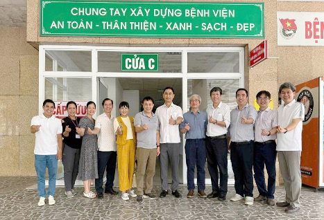 Bệnh viện Đa khoa TP Cần Thơ: Thực hiện thành công kỹ thuật lấy, ghép thận từ người hiến sống- Ảnh 7. Bệnh viện Đa khoa TP Cần Thơ: Thực hiện thành công kỹ thuật lấy, ghép thận từ người hiến sống- Ảnh 7.