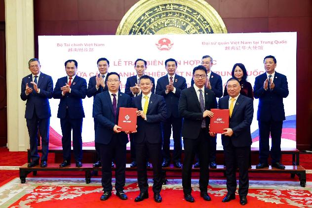 Sun Group bắt tay “người khổng lồ” Trung Quốc về thiết kế nội thất để triển khai dự án trọng điểm quốc gia- Ảnh 1. Sun Group bắt tay “người khổng lồ” Trung Quốc về thiết kế nội thất để triển khai dự án trọng điểm quốc gia- Ảnh 1.