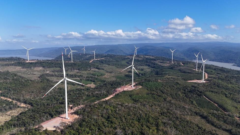 Dấu ấn của bầu Hiển tại Lào: Kỳ tích 16 tháng đưa điện gió về Việt Nam- Ảnh 1.