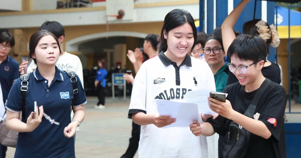 Hà Nội: Gần 130.000 học sinh đăng ký tham dự kỳ thi vào lớp 10 năm học 2026-2027- Ảnh 1.