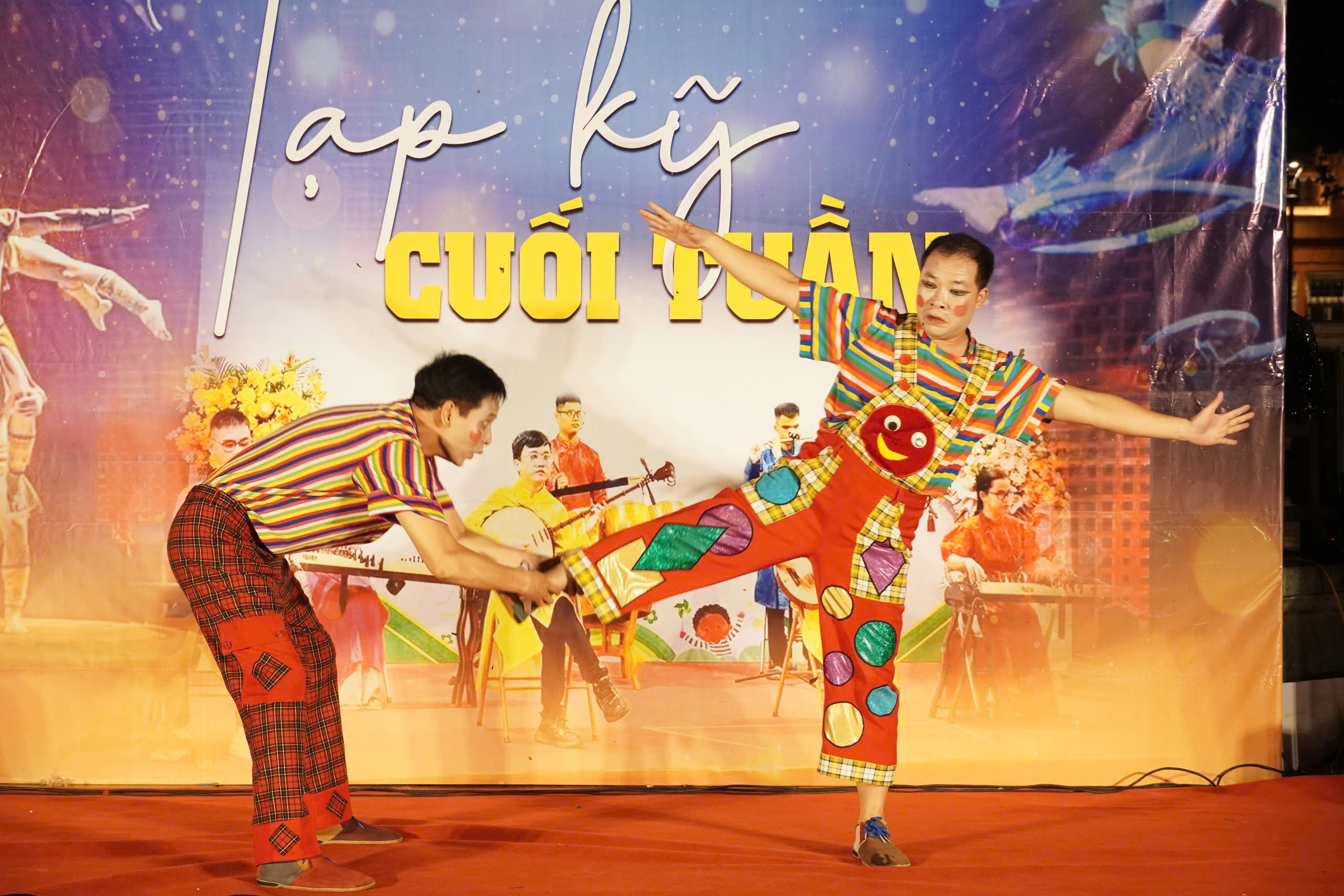 Âm nhạc cộng đồng: Điểm hẹn nghệ thuật hấp dẫn trong kỳ nghỉ lễ của người dân Thủ đô- Ảnh 4.