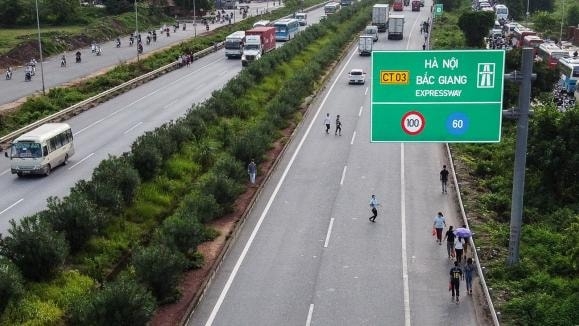 Đề xuất bố trí vốn ngân sách nâng cấp QL1 đoạn Hà Nội - Bắc Giang thành cao tốc 6 - 8 làn xe- Ảnh 1.
