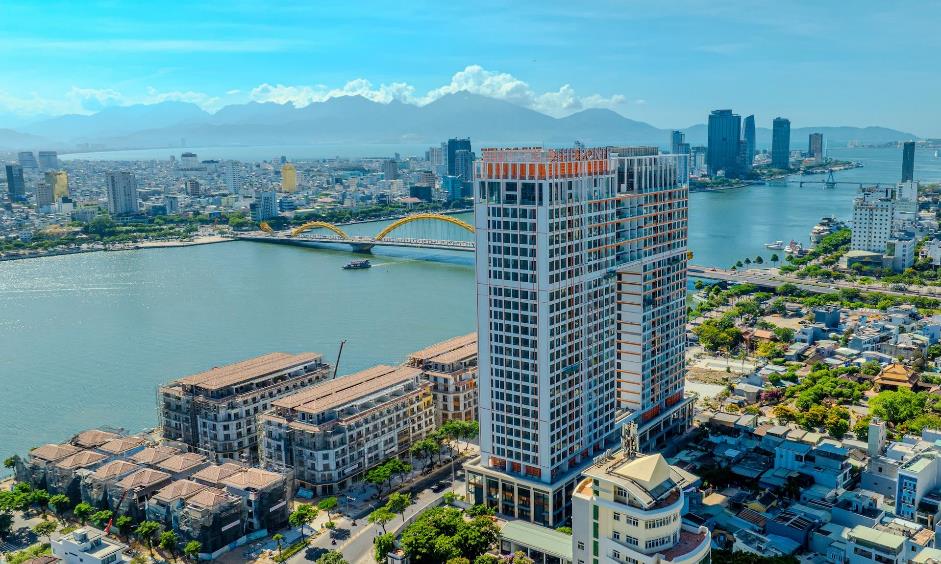 Bàn giao đúng dịp lễ hội pháo hoa, cư dân Sun Ponte Residence đón đặc quyền hiếm có- Ảnh 1.