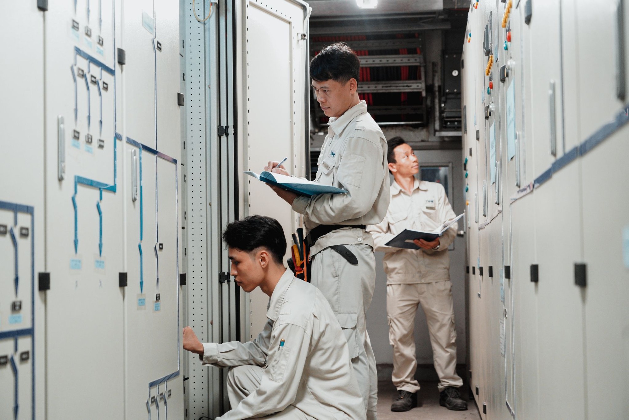 Công tác bảo trì - “xương sống” duy trì giá trị tòa nhà- Ảnh 1. Công tác bảo trì - “xương sống” duy trì giá trị tòa nhà- Ảnh 1.