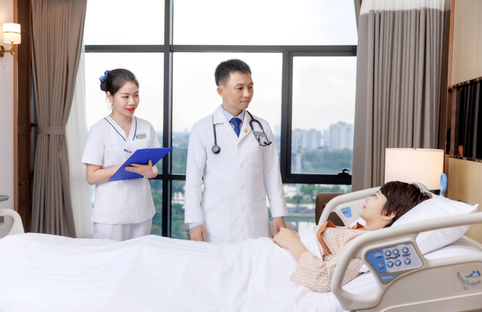 Bệnh viện Mặt trời được lựa chọn tổ chức Hội thảo quốc gia về Bộ tiêu chuẩn chất lượng bệnh viện nâng cao- Ảnh 4. Bệnh viện Mặt trời được lựa chọn tổ chức Hội thảo quốc gia về Bộ tiêu chuẩn chất lượng bệnh viện nâng cao- Ảnh 4.