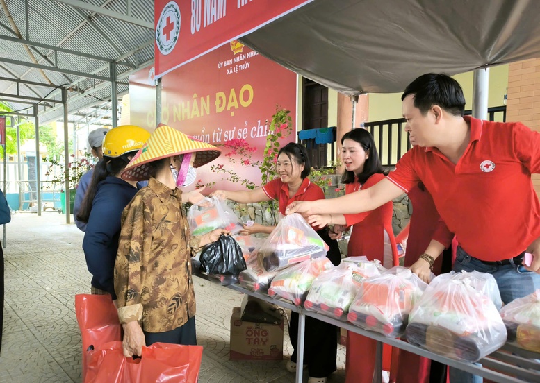 Tháng Nhân đạo năm 2026: Huy động gần 762 tỷ đồng trợ giúp người có hoàn cảnh khó khăn- Ảnh 2.