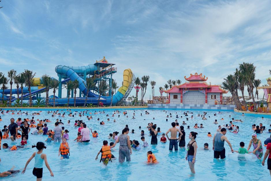 Ninh Bình: Chỉ 50 nghìn đồng để chinh phục Vịnh Thần Sóng tại Sun World Ha Nam- Ảnh 2. Ninh Bình: Chỉ 50 nghìn đồng để chinh phục Vịnh Thần Sóng tại Sun World Ha Nam- Ảnh 2.