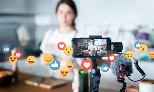 Từ ngày 1/7, người livestream phải từ chối bán hàng thiếu giấy tờ- Ảnh 1.