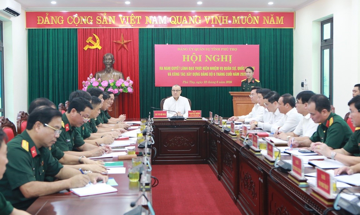 Phú Thọ: Nâng cao năng lực lãnh đạo, hoàn thành thắng lợi nhiệm vụ quân sự, quốc phòng năm 2026- Ảnh 4.