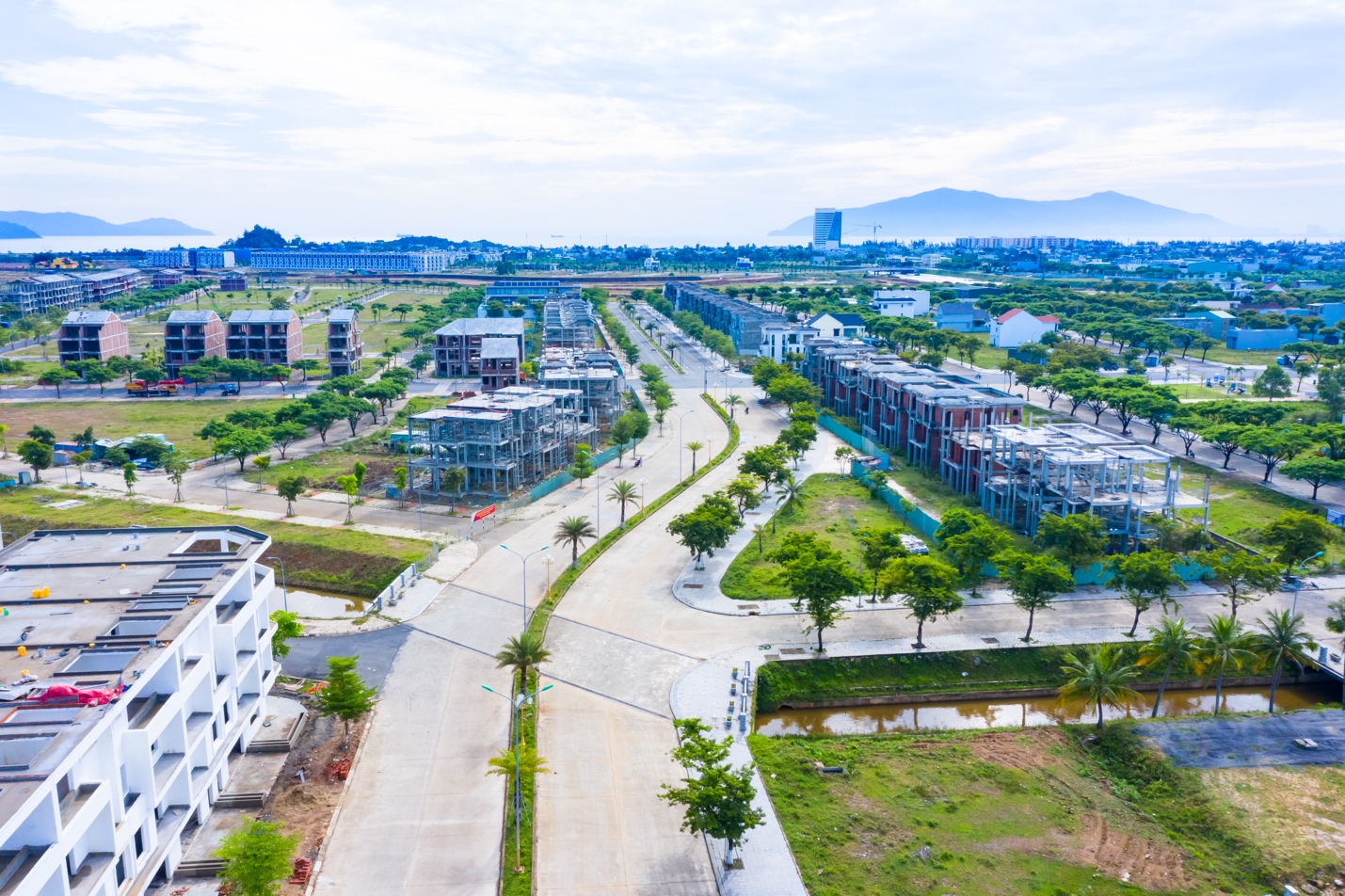 Đà Nẵng: Nỗ lực tháo gỡ vướng mắc hướng đến mục tiêu tăng trưởng hai con số- Ảnh 1.
