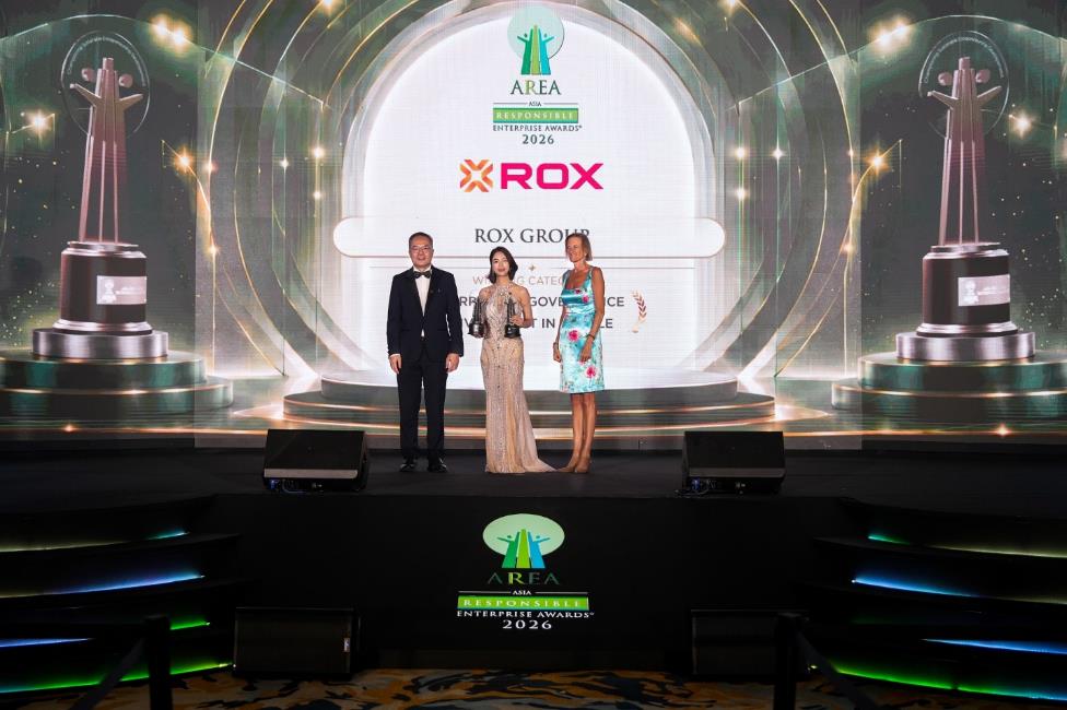 ROX Group được vinh danh tại AREA 2026 về quản trị doanh nghiệp và đầu tư nhân lực- Ảnh 2.