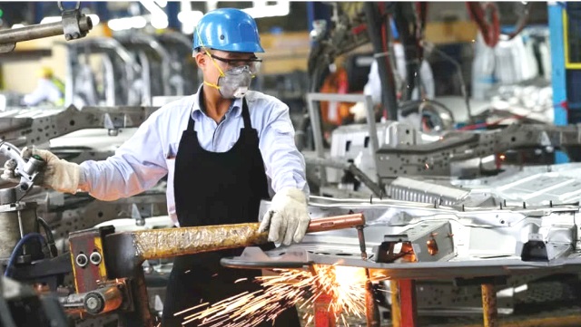 Nhập khẩu máy móc, thiết bị tăng 21,6% trong 5 tháng đầu năm- Ảnh 1.