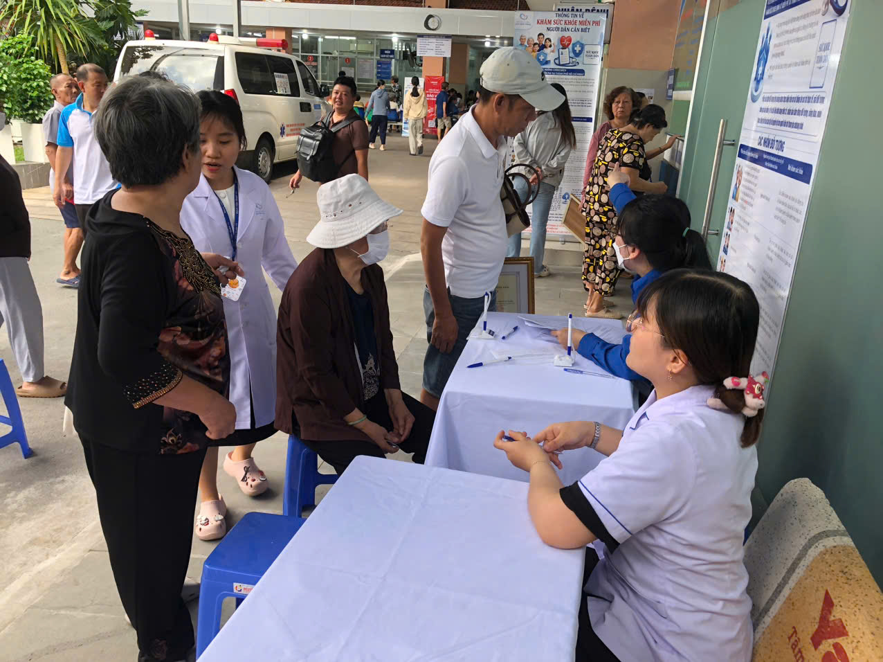 TP. HCM: Ấm tình kính lão, vẹn nghĩa chăm sóc sức khỏe người cao tuổi ở phường Bình Thới- Ảnh 10.
