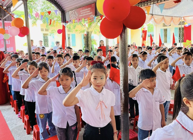 Từ năm học 2026-2027, Hà Nội sẽ nâng mức hỗ trợ bữa ăn bán trú cho học sinh tiểu học- Ảnh 1.